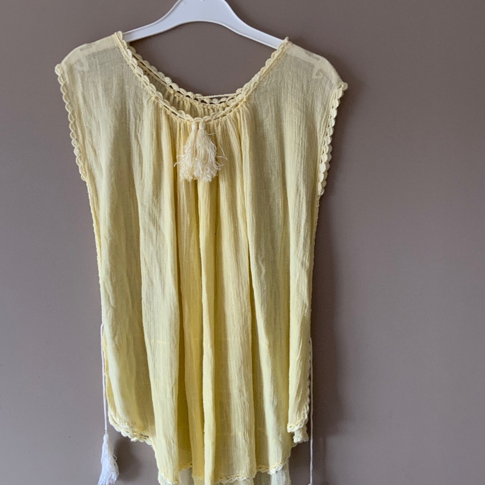 Ladies lightweight cotton top